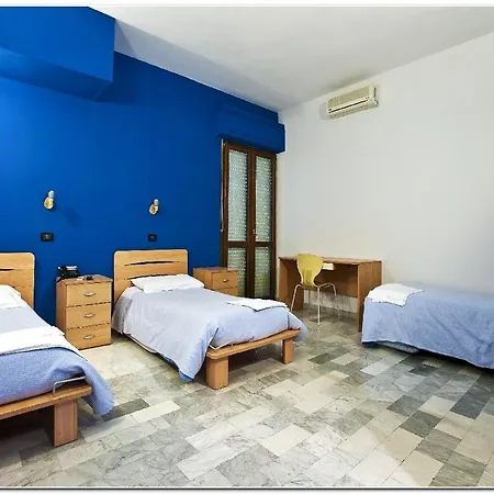 Veronese Hotell Cerignola